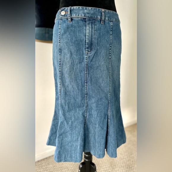 lauren jeans Co Dresses & Skirts - Lauren Jeans Co A-line Fit & Flare Vintage Denim Blue Skirt Size 6